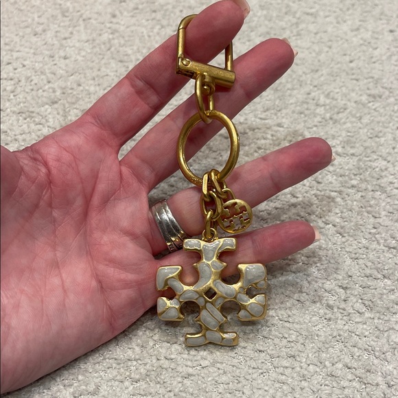 Tory Burch Accessories - Tory Burch Gold and Cream Key Holder